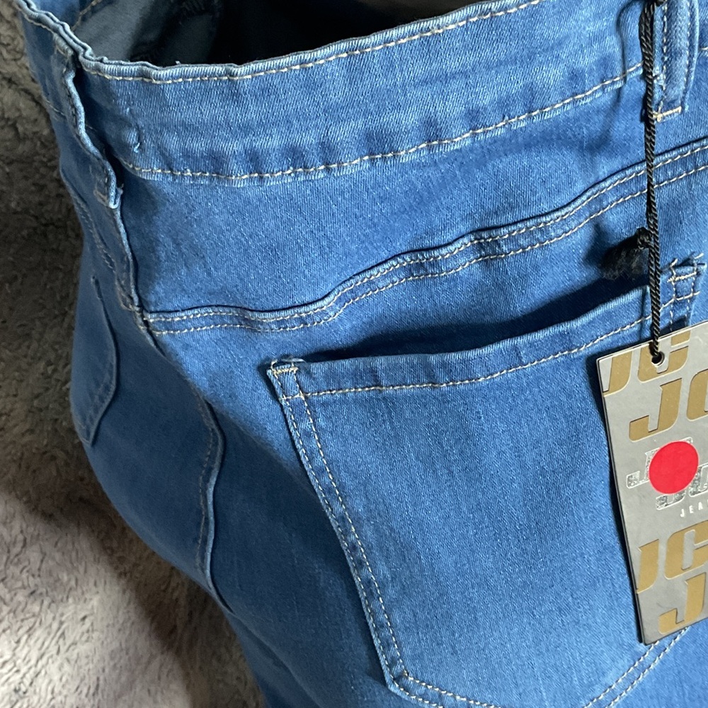 Classic Denim Flare Jeans - Picture 6 of 7